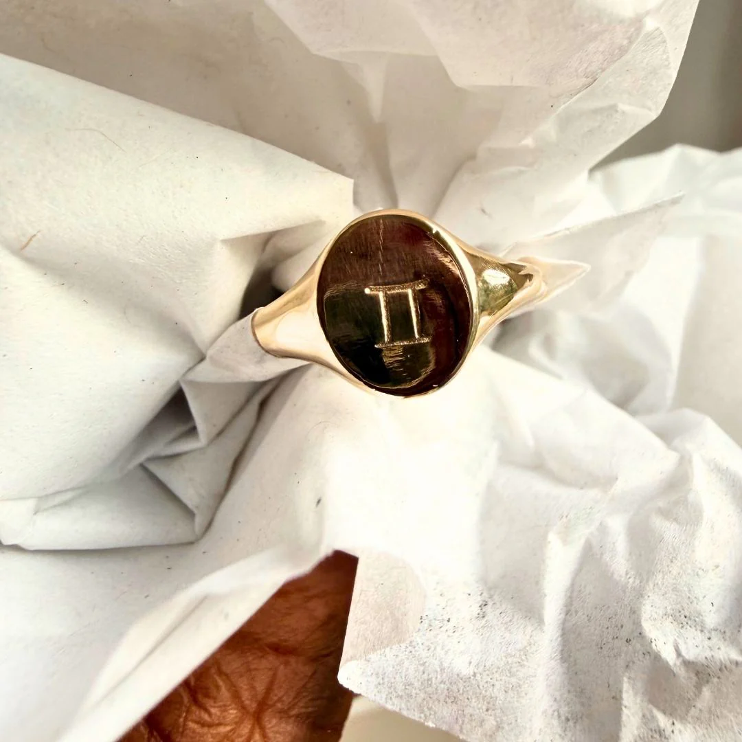 ANNABEL Signet Ring (9ct Gold / Silver) - Image 5